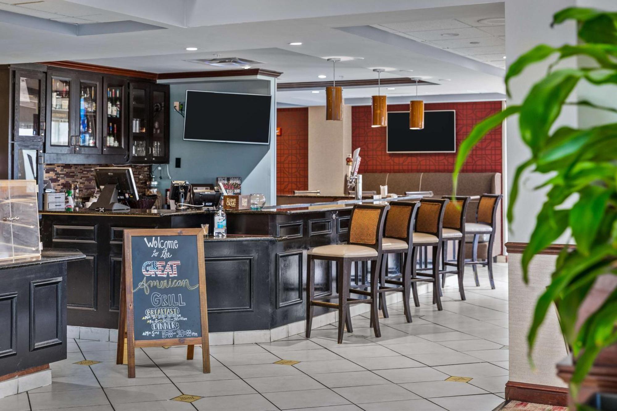 Hilton Garden Inn Starkville Eksteriør bilde