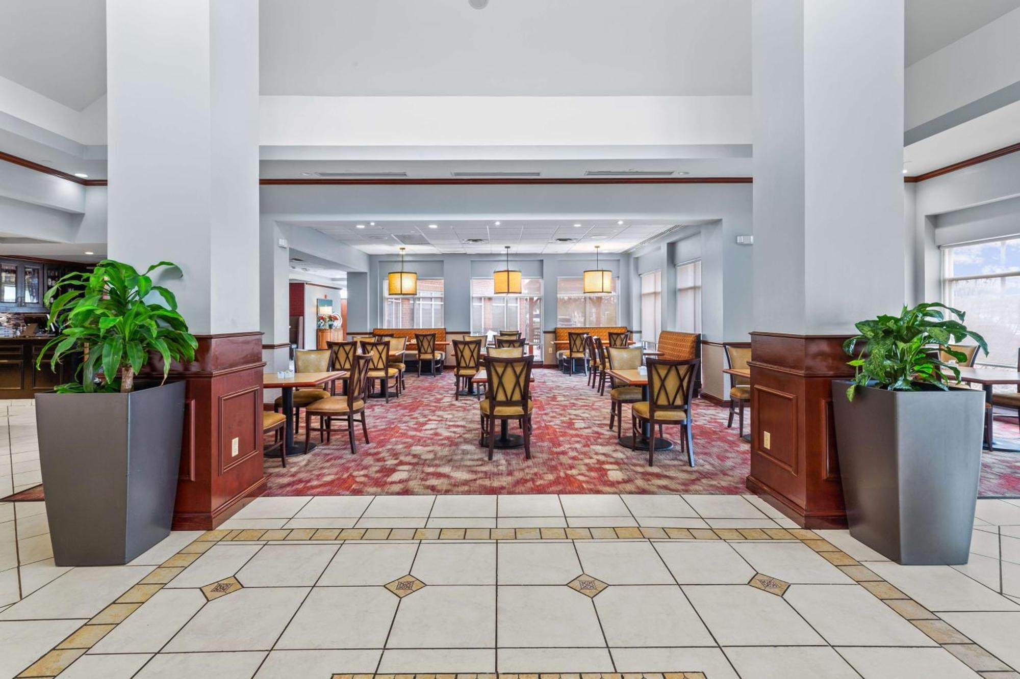 Hilton Garden Inn Starkville Eksteriør bilde