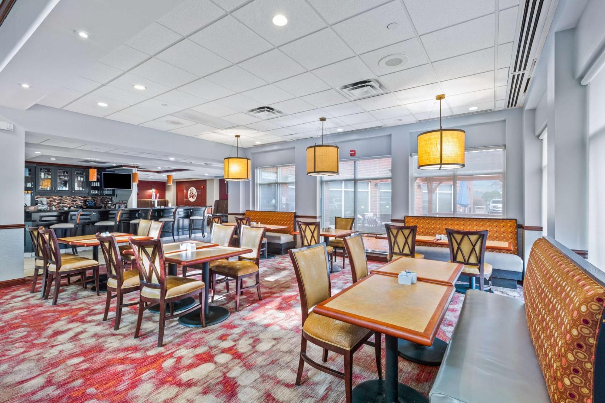 Hilton Garden Inn Starkville Eksteriør bilde
