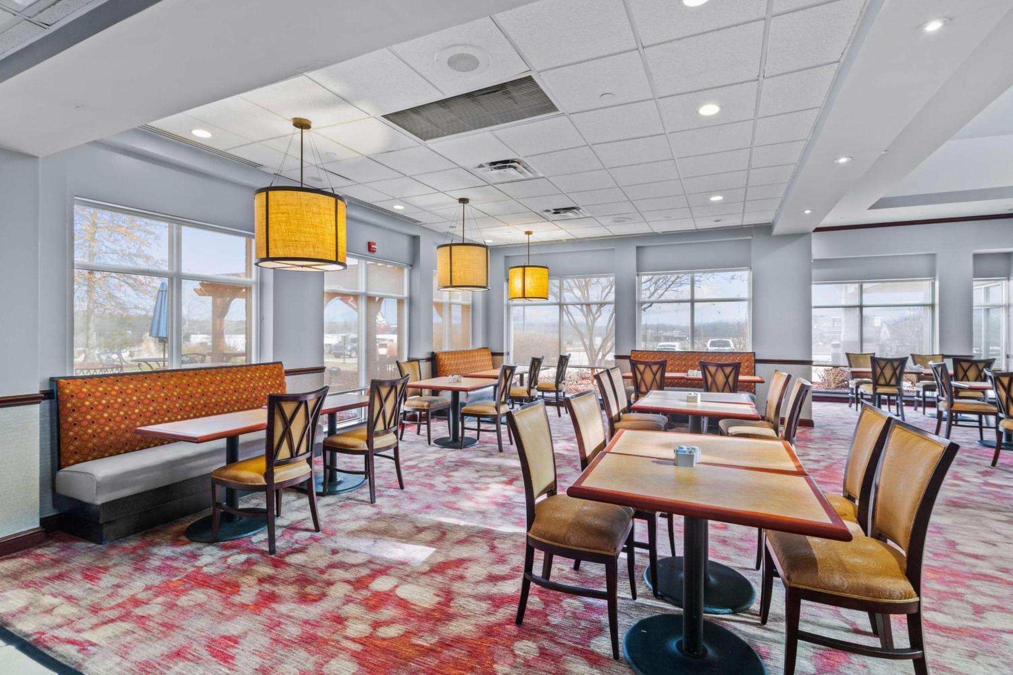 Hilton Garden Inn Starkville Eksteriør bilde