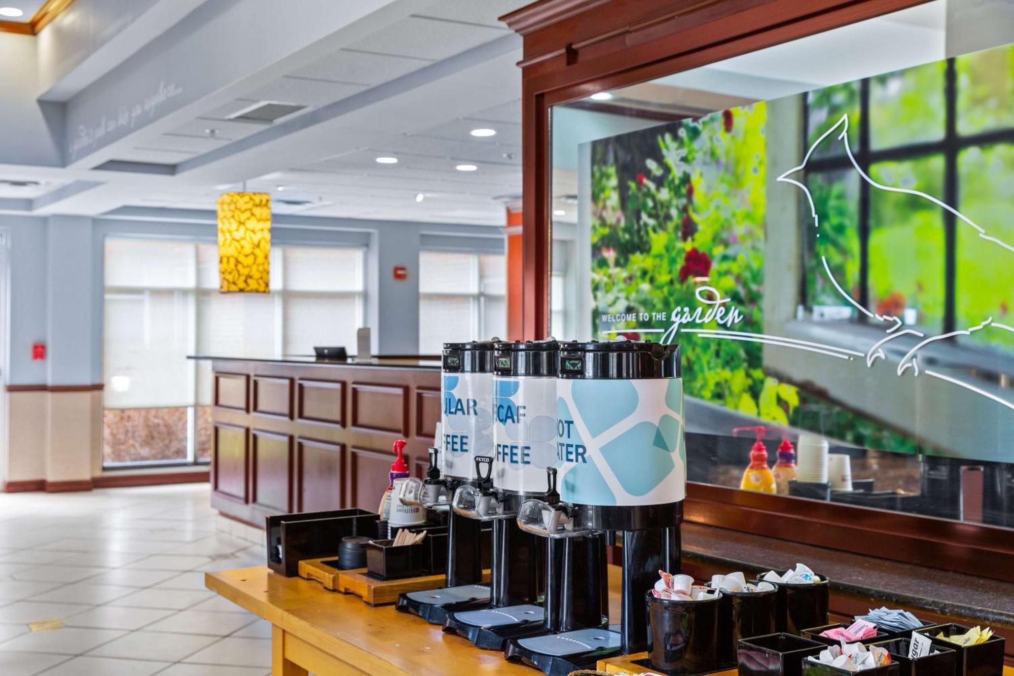 Hilton Garden Inn Starkville Eksteriør bilde