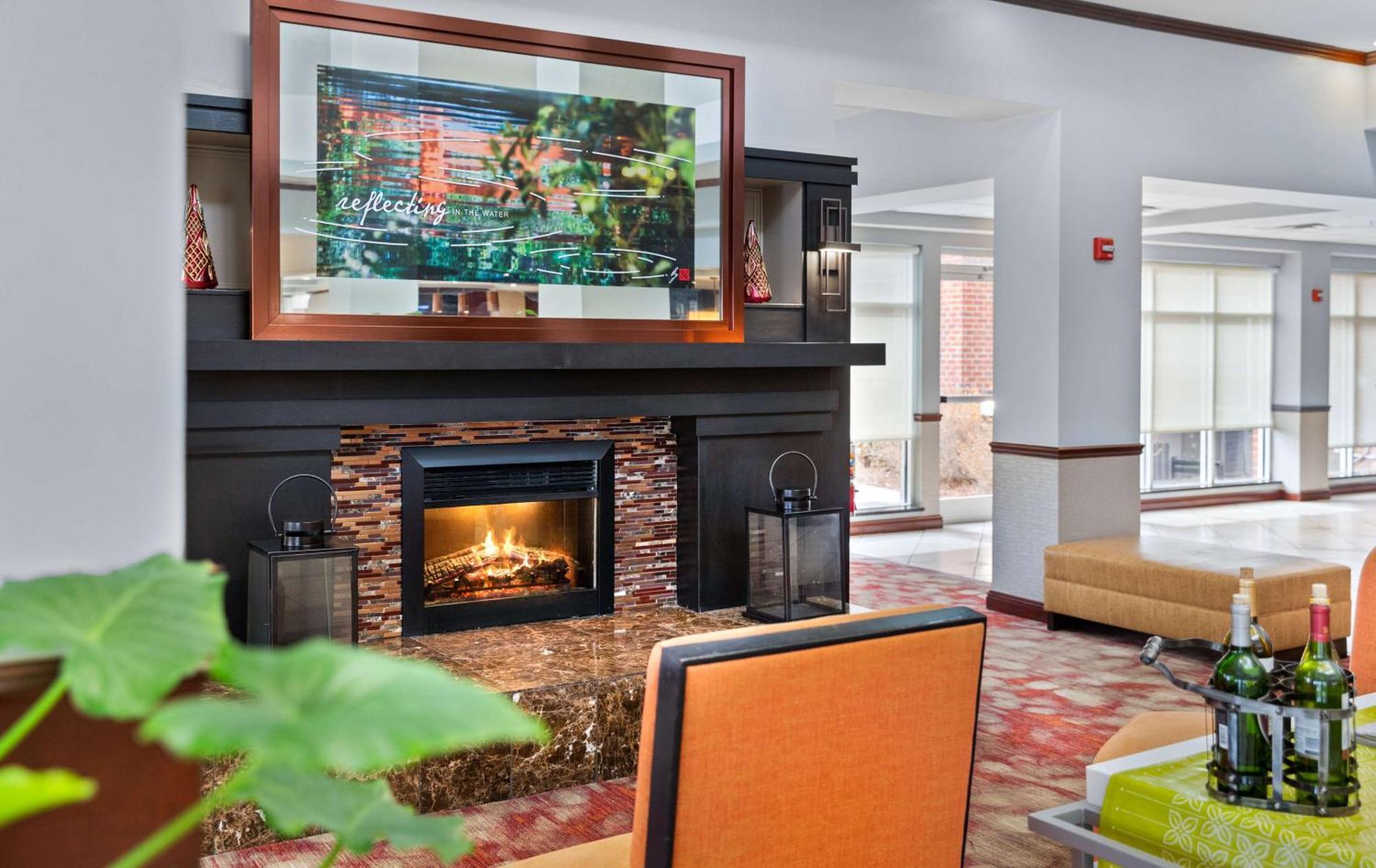 Hilton Garden Inn Starkville Eksteriør bilde